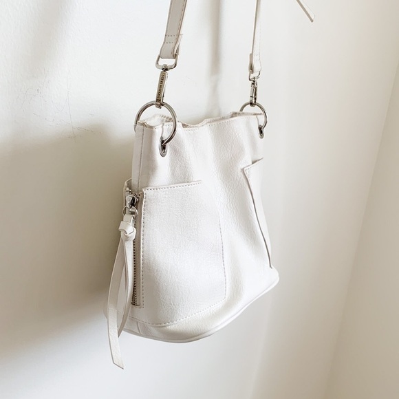 Steve Madden BKOLTT HOBO BAG White Vegan Leather Crossbody Bag - Picture 4 of 16